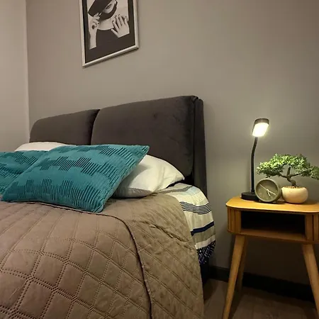Lucian Dreams Apartment *